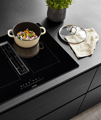 Blick auf die Kücheninsel